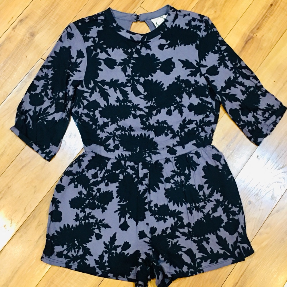 Sea Gypsies small floral grey gray black shorts romper one piece preppy trendy